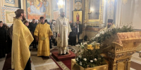 В Канун дня памяти святителя Николая Чудотворца епископ Мефодий совершил всенощное бдение в Кафедральном соборе Альметьевска - Альметьевская Епархия