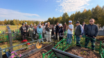 Артисты Альметьевского театра собрали деньги на установку надгробных памятников своим бывшим коллегам